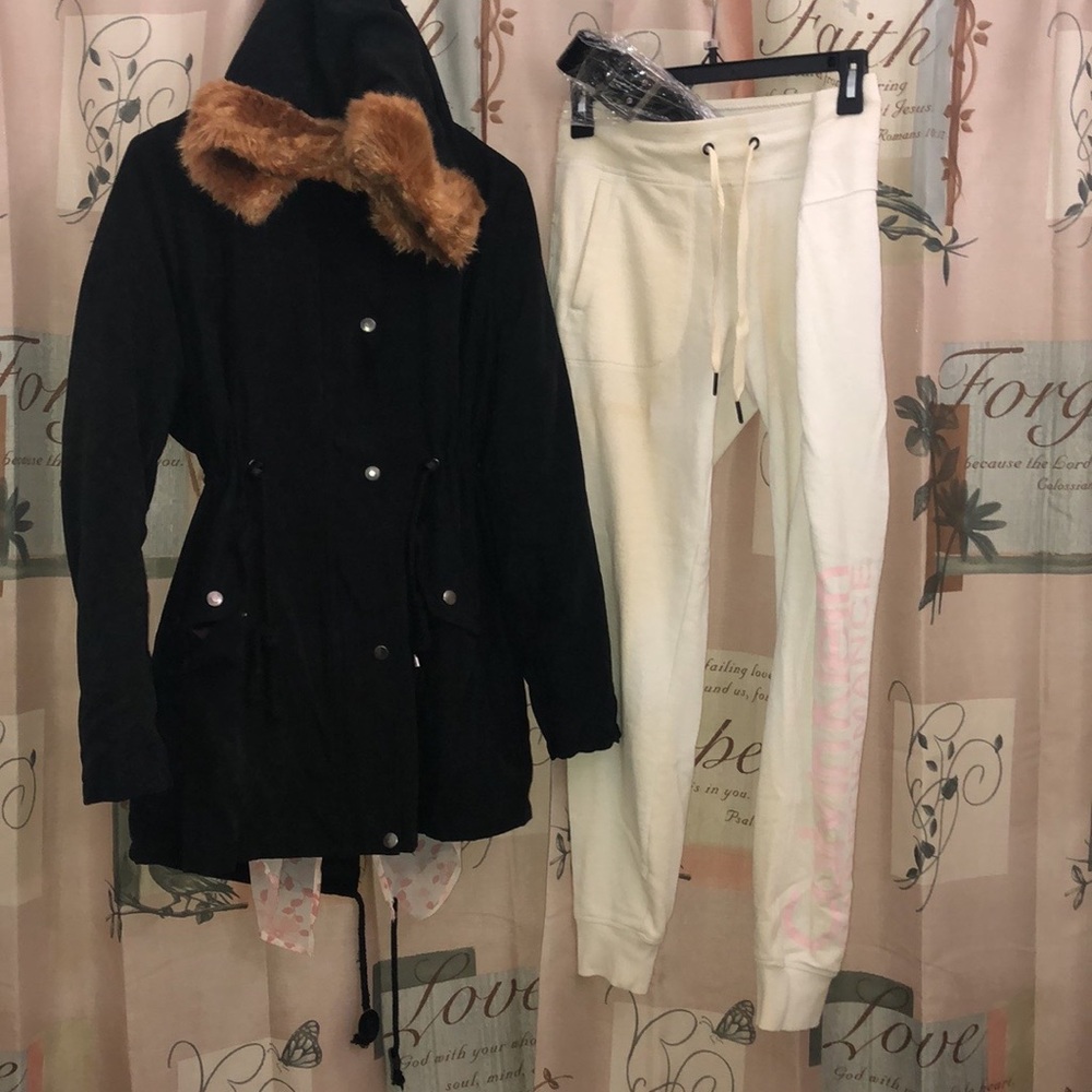 Navy blue button jacket w/hood & 2 freebies‼️